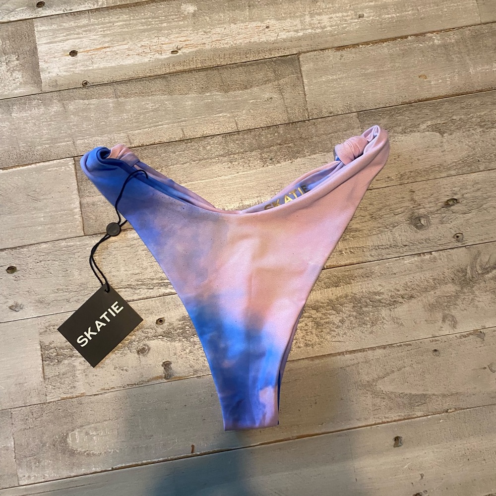 Skatie Swim Suzanne Bottom